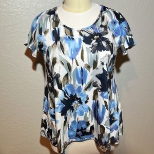 Nandashe | Watercolor Abstract Tee Top